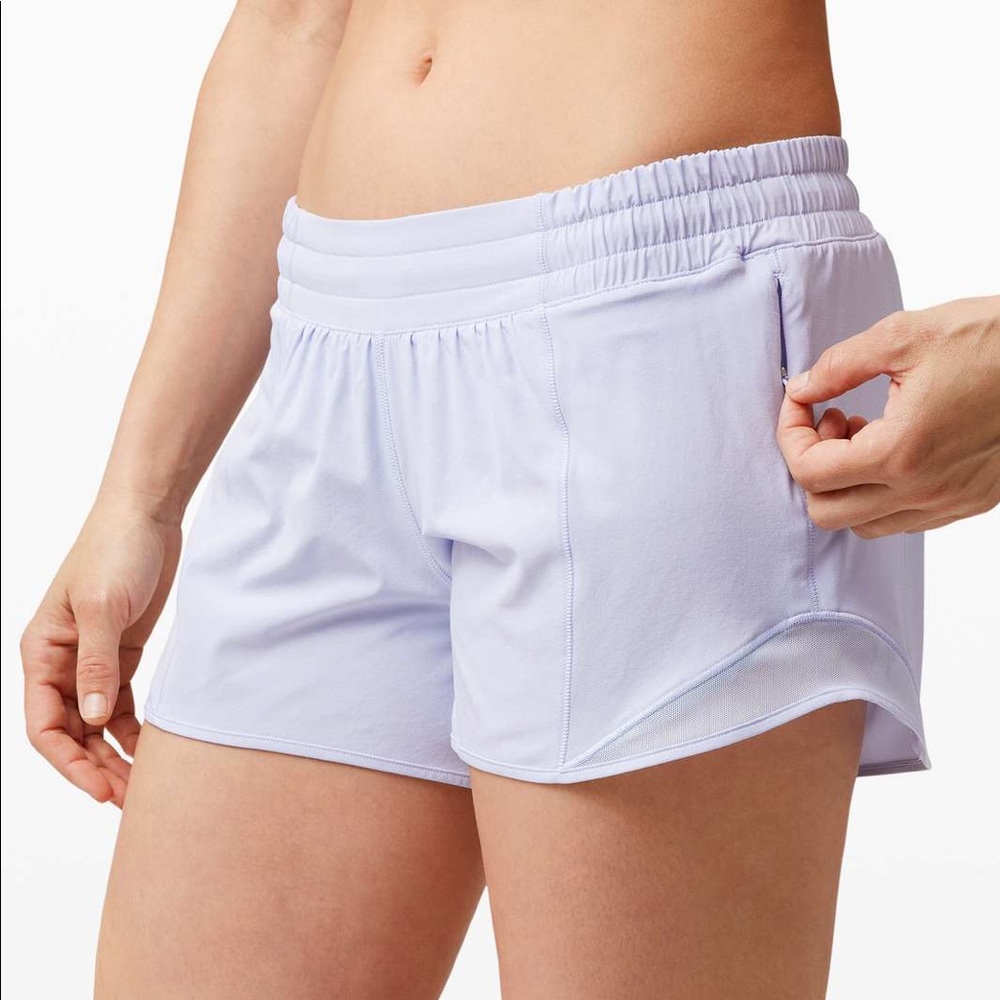 Size 6 tall lululemon serene blue hotty hot shorts 4”